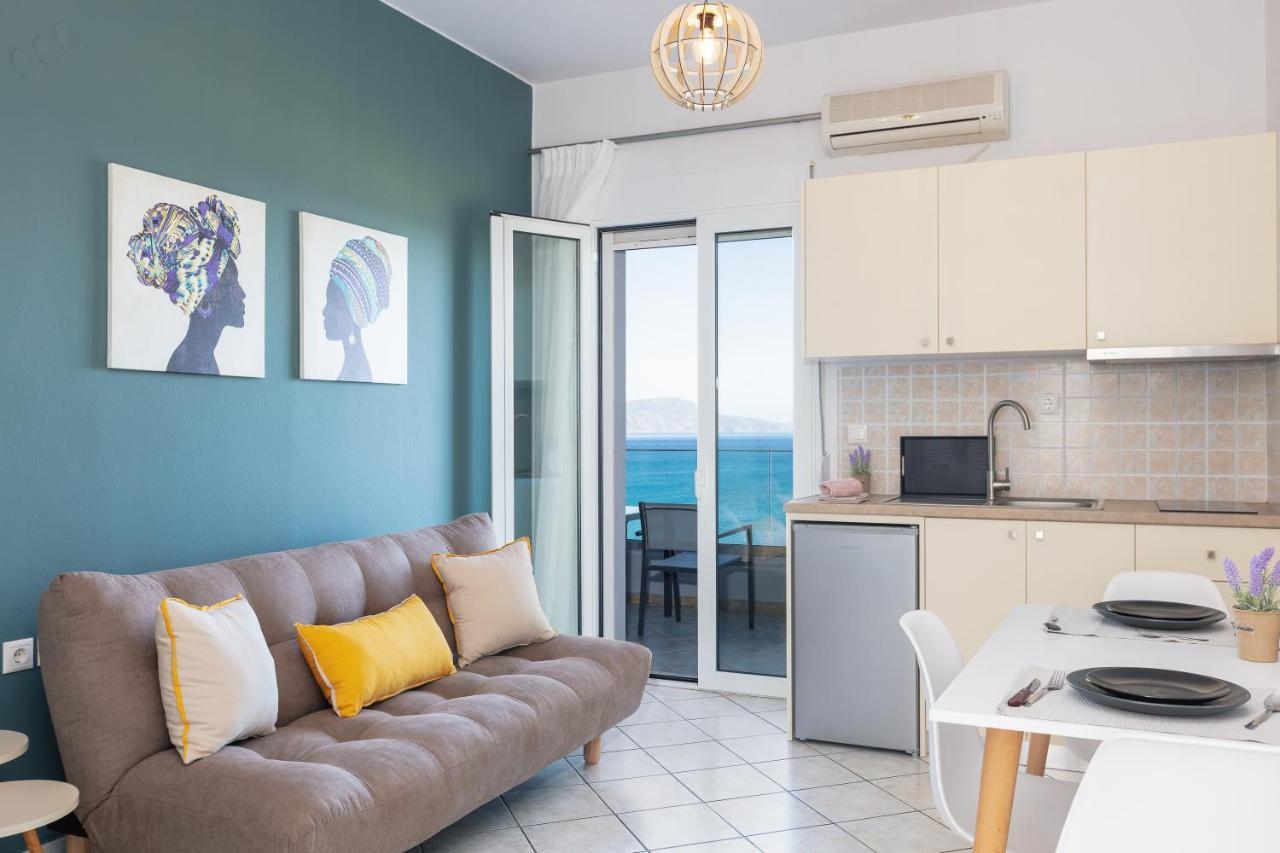 Aparthotel Pietra Di Mare à Petres  Extérieur photo